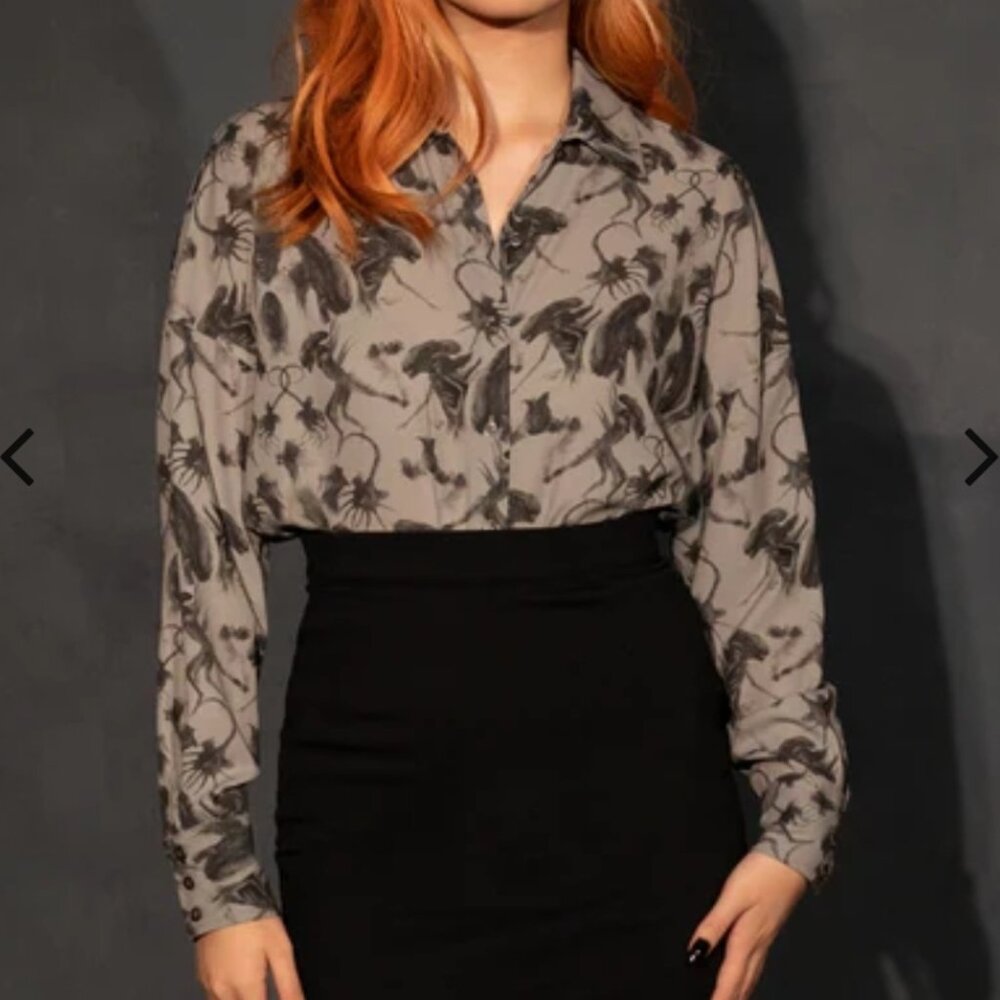 ISO LA FEMME EN NOIR X ALIEN BUTTON UP